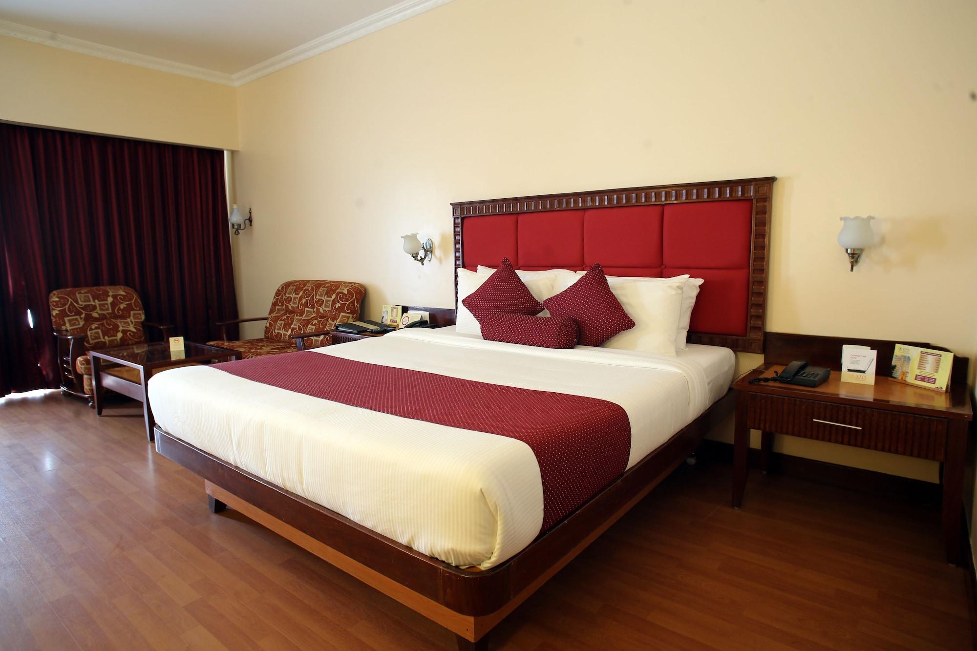 Joys Palace Hotel Thrissur Exterior foto