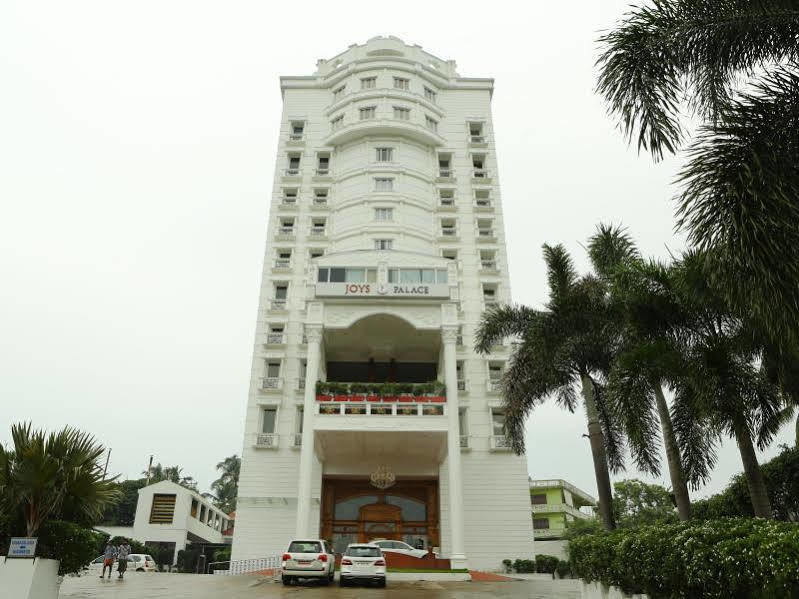 Joys Palace Hotel Thrissur Exterior foto